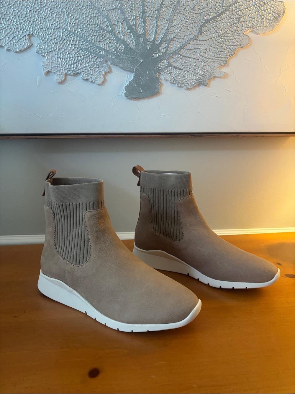 Gentle Souls by Kenneth Cole Taupe sneaker boot slip on